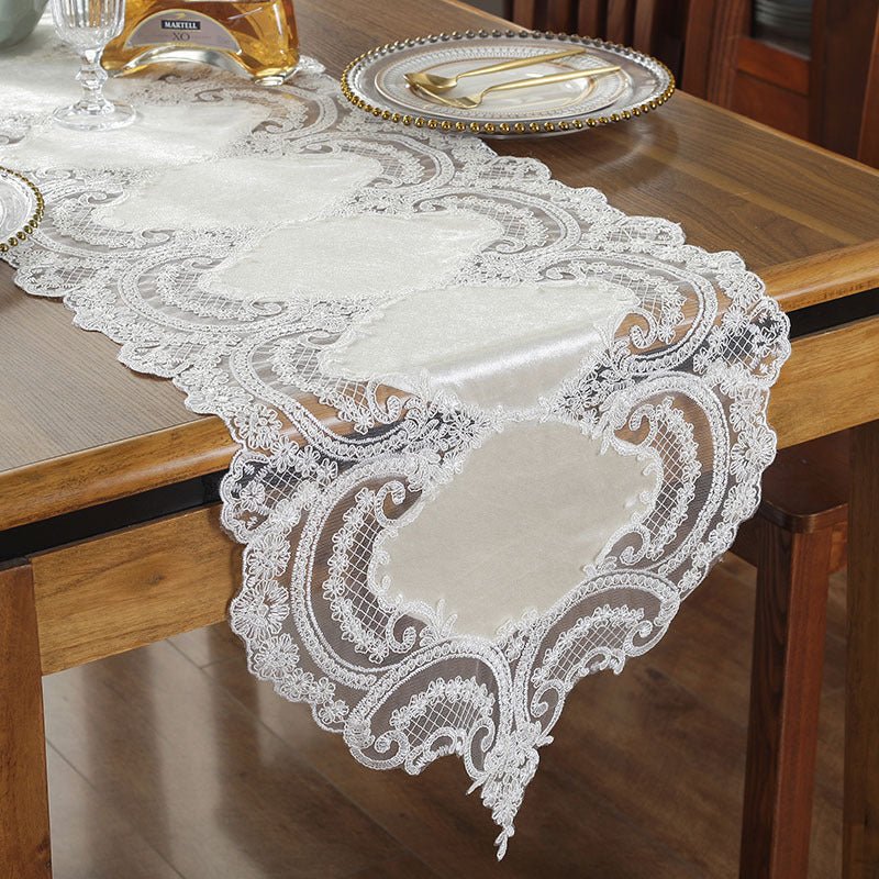 Rose Luxury Lace Runner Embroidered Table Flag Wedding Decor